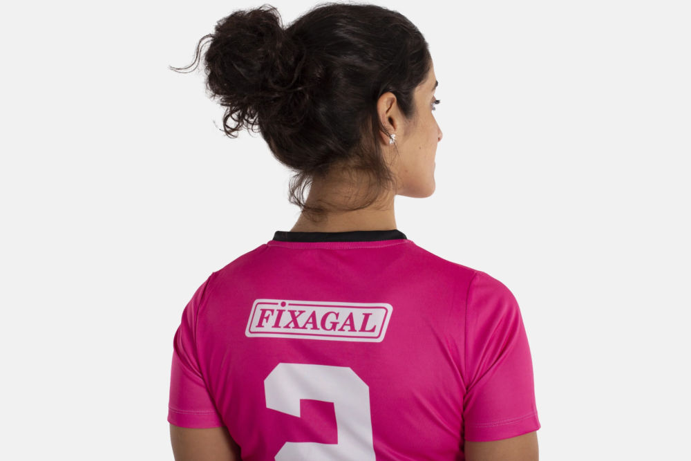 Detalle de la camiseta mujer anfield