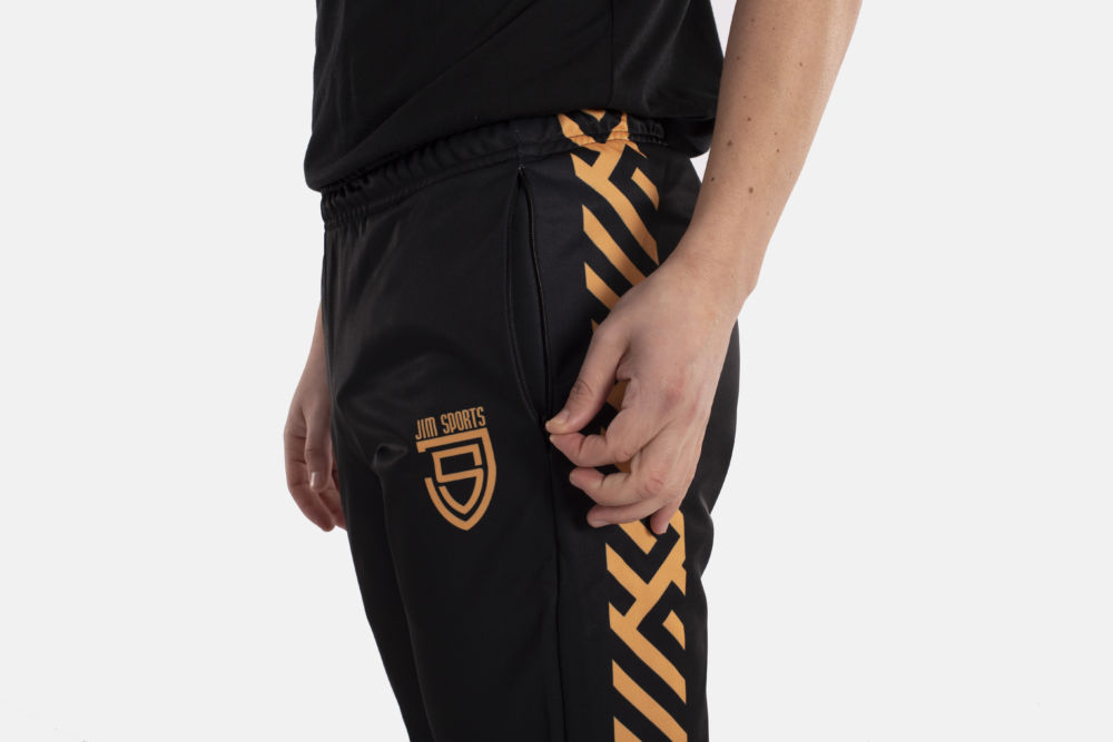 Detalle del pantalón dacota