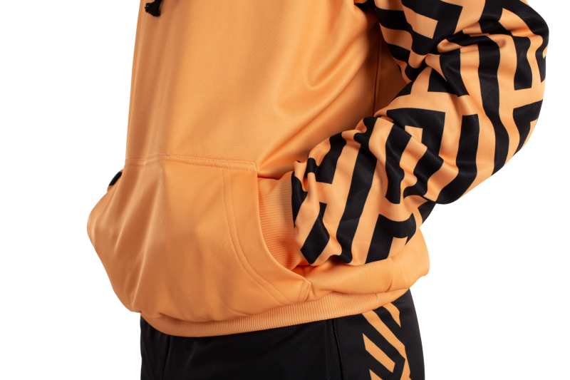 Detalle de la sudadera milán